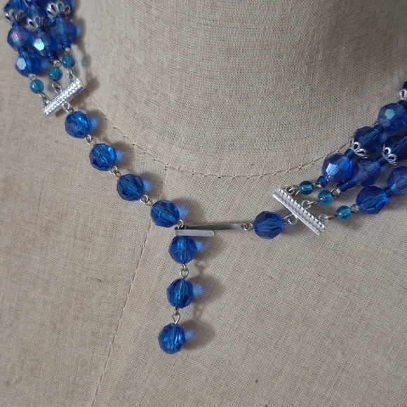 Vintage Triple Strand Crystal Aurora Borealis Glass 1960s Necklace Blue - Picture 5 of 9
